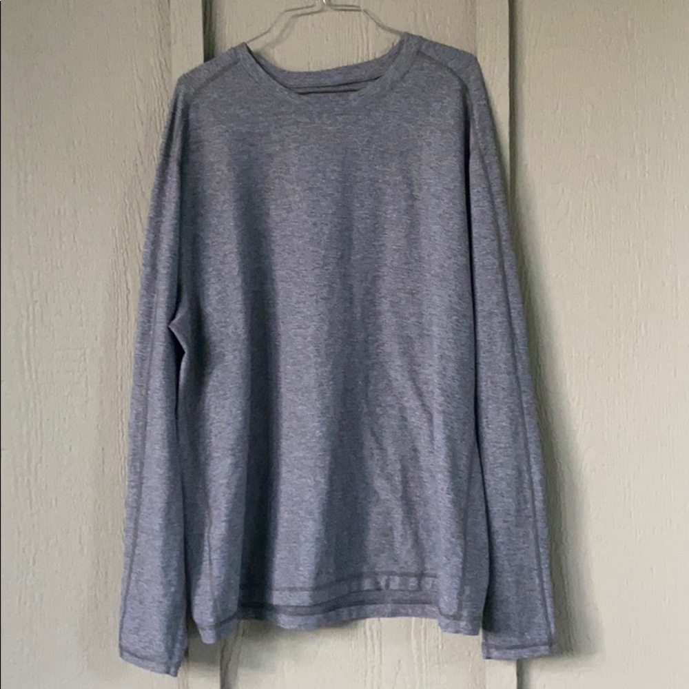 Lululemon Men’s Gray Long sleeve Shirt